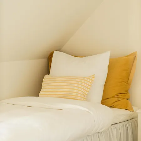 Gundershoj Oda ve Kahvaltı